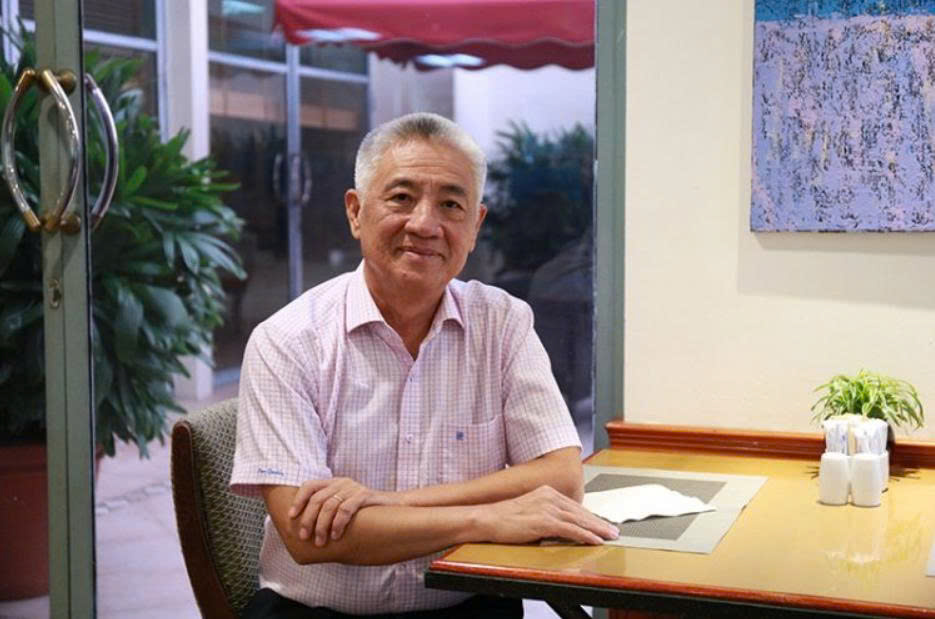 Dấu chân 2 'đoàn quân' hồi hương xây dựng kinh tế Việt Nam: Người từ Đông Âu dựng 'móng và cột', người từ Bắc Mỹ xây 'mái và nội thất số'